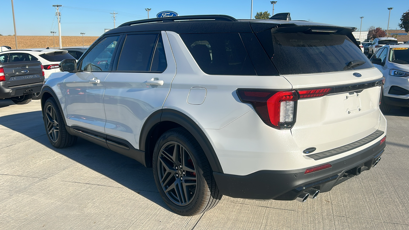 2025 Ford Explorer ST 5