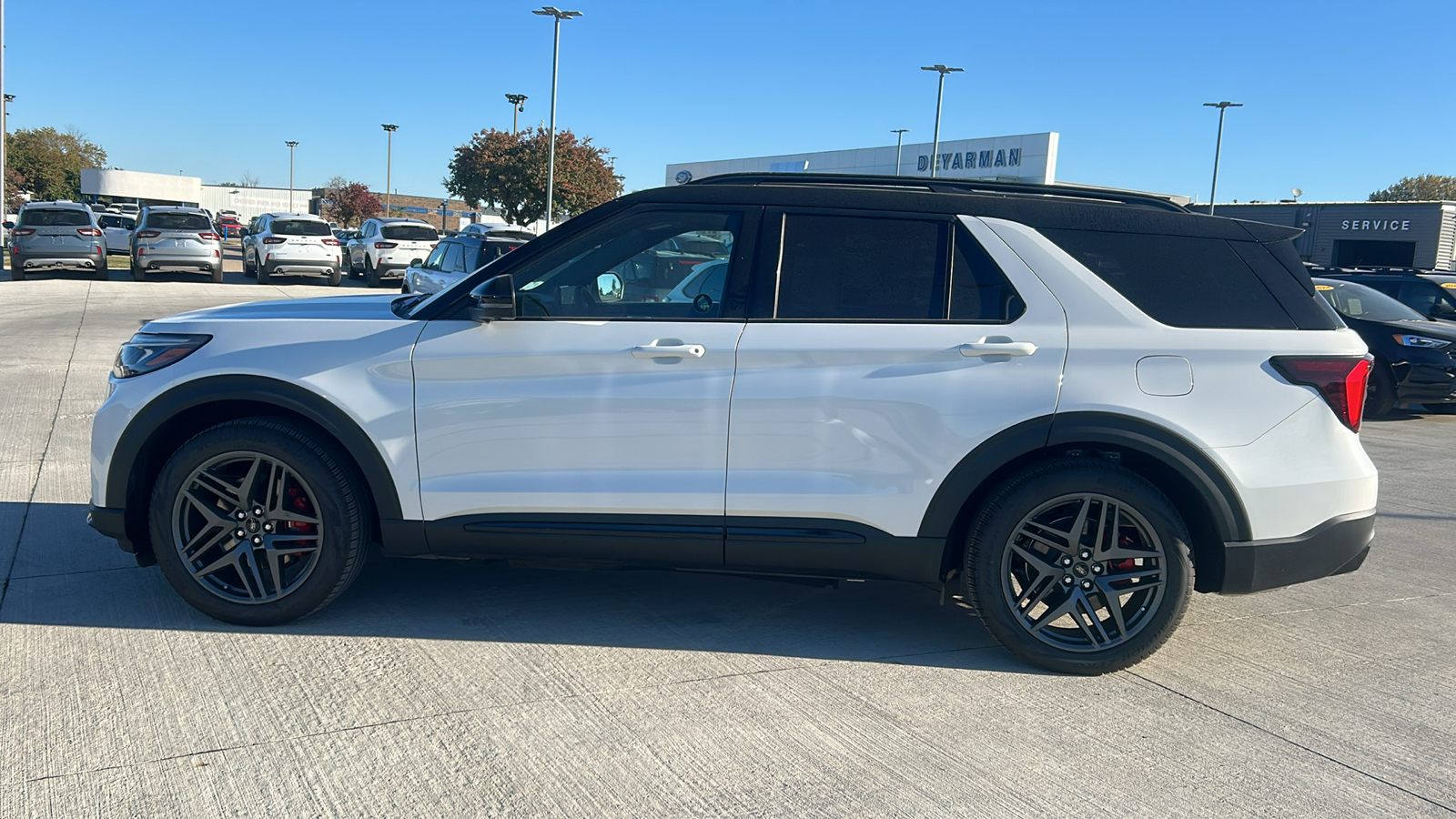 2025 Ford Explorer ST 6