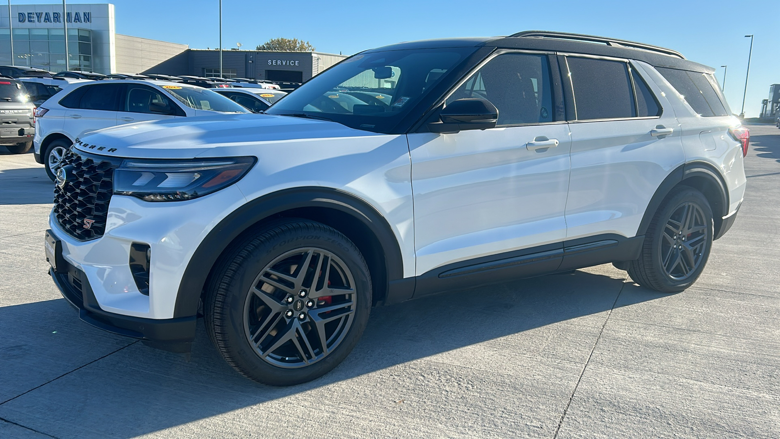 2025 Ford Explorer ST 7