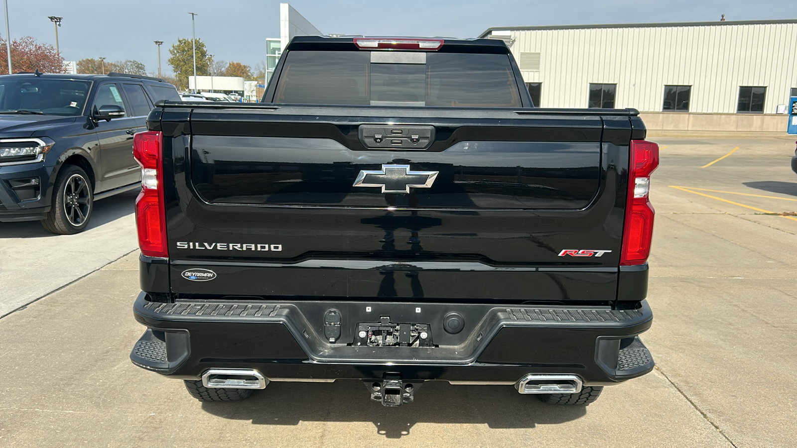 2022 Chevrolet Silverado 1500 RST 4