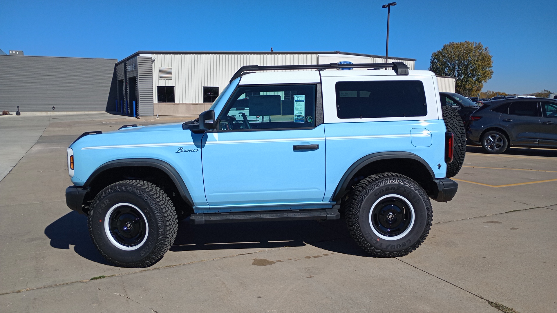 2024 Ford Bronco Heritage Limited Edition 2