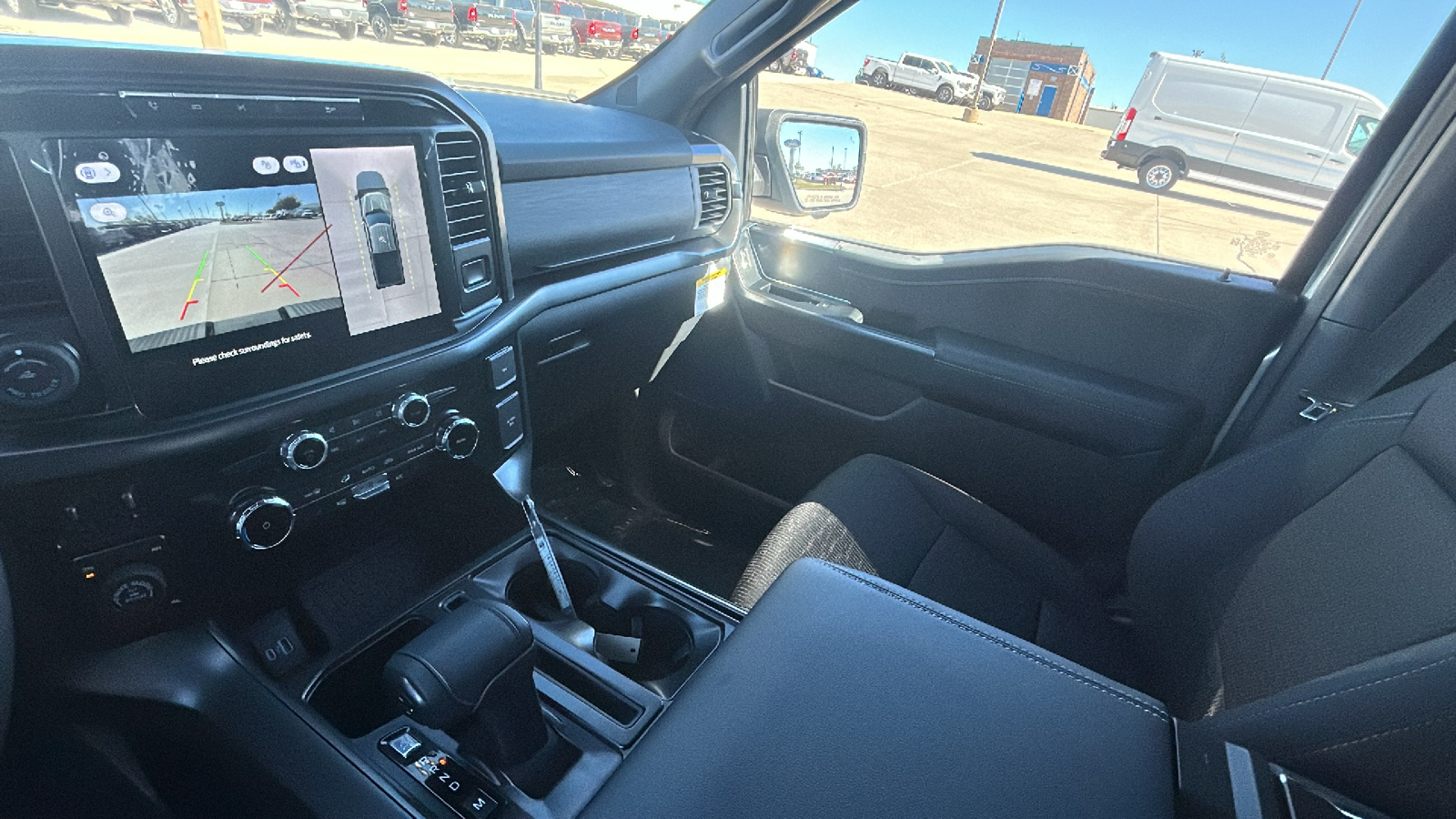 2024 Ford F-150 XLT 44