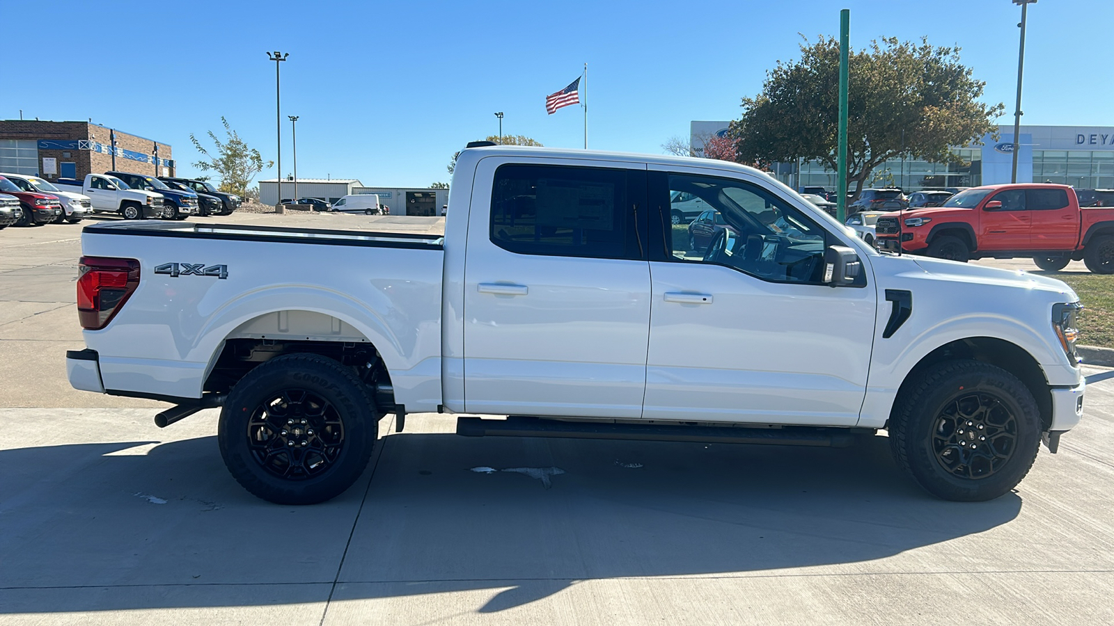 2024 Ford F-150 XLT 2