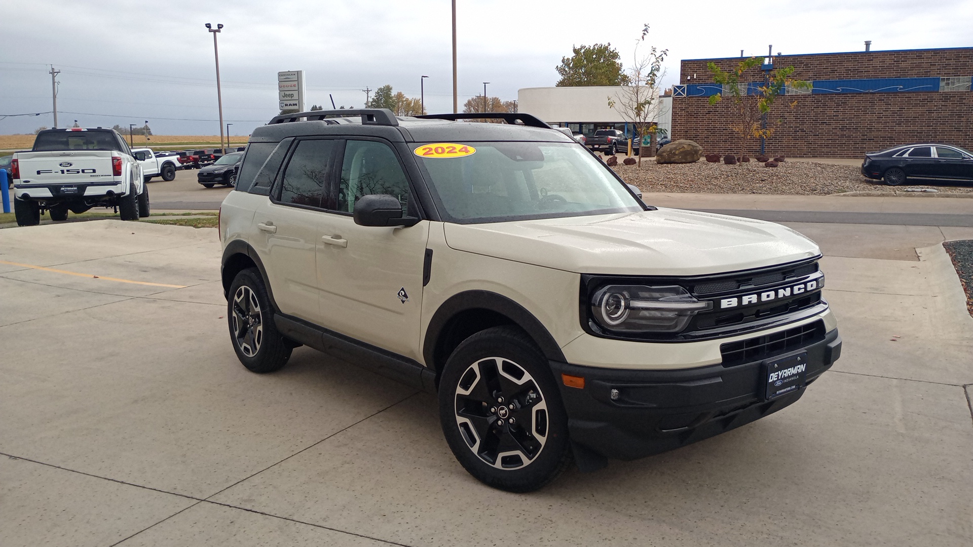 2024 Ford Bronco Sport Outer Banks 1