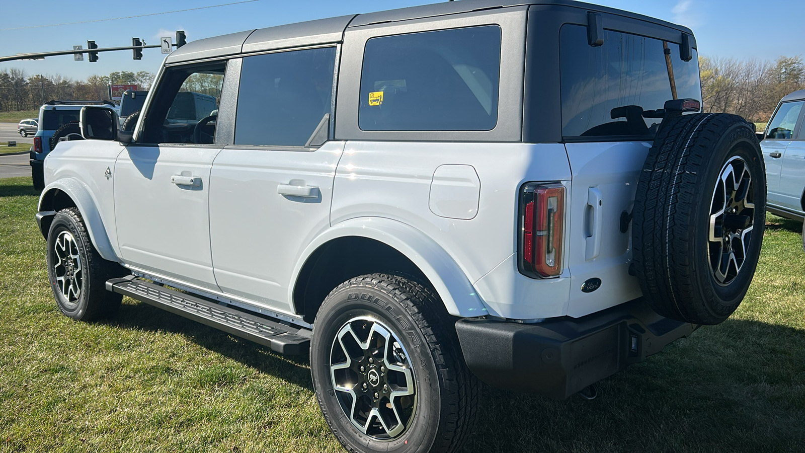 2024 Ford Bronco Outer Banks 5