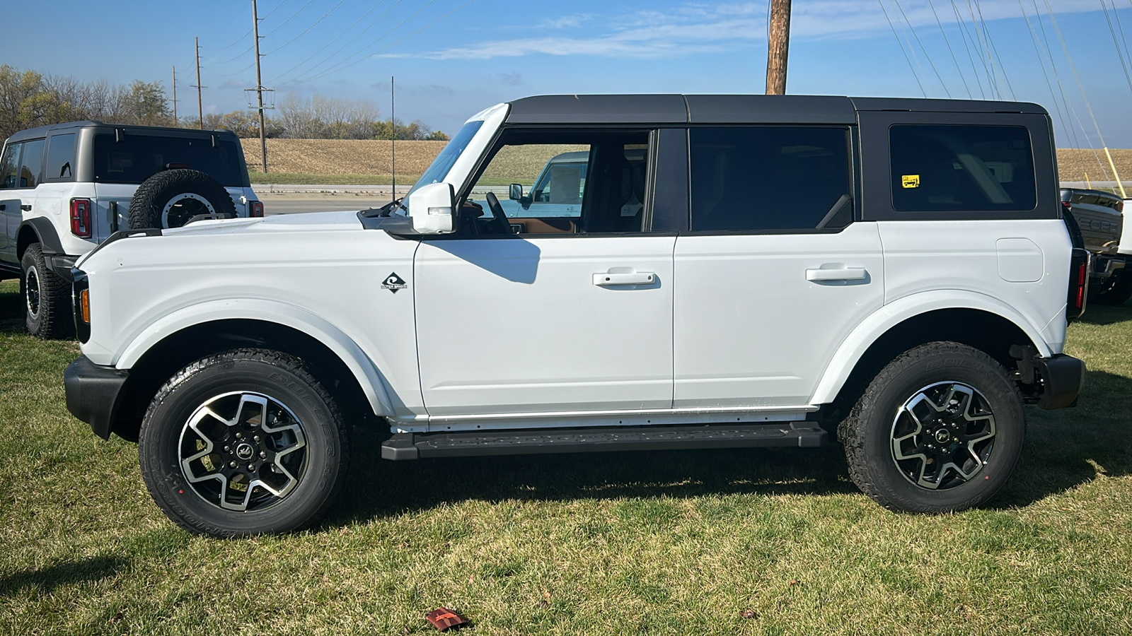 2024 Ford Bronco Outer Banks 6