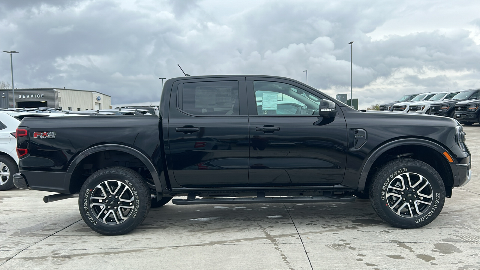 2024 Ford Ranger Lariat 2