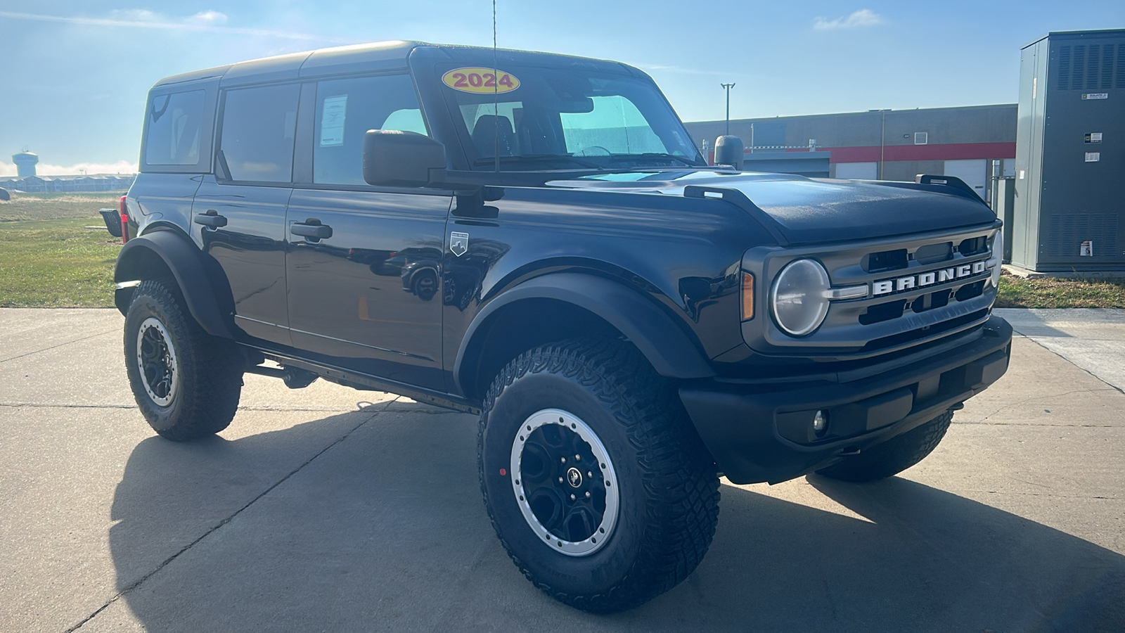 2024 Ford Bronco Big Bend 1