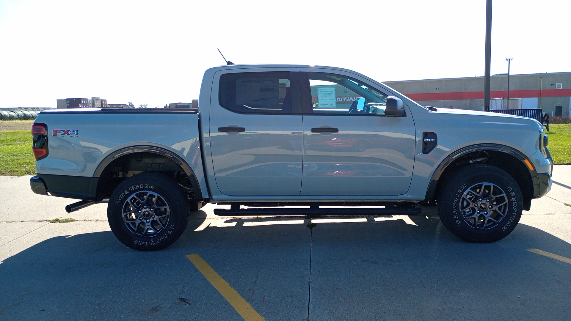 2024 Ford Ranger XLT 2