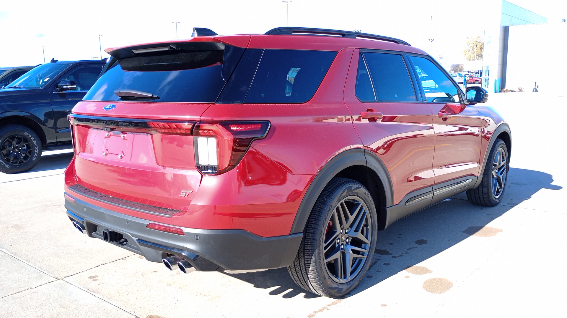 2025 Ford Explorer ST 3