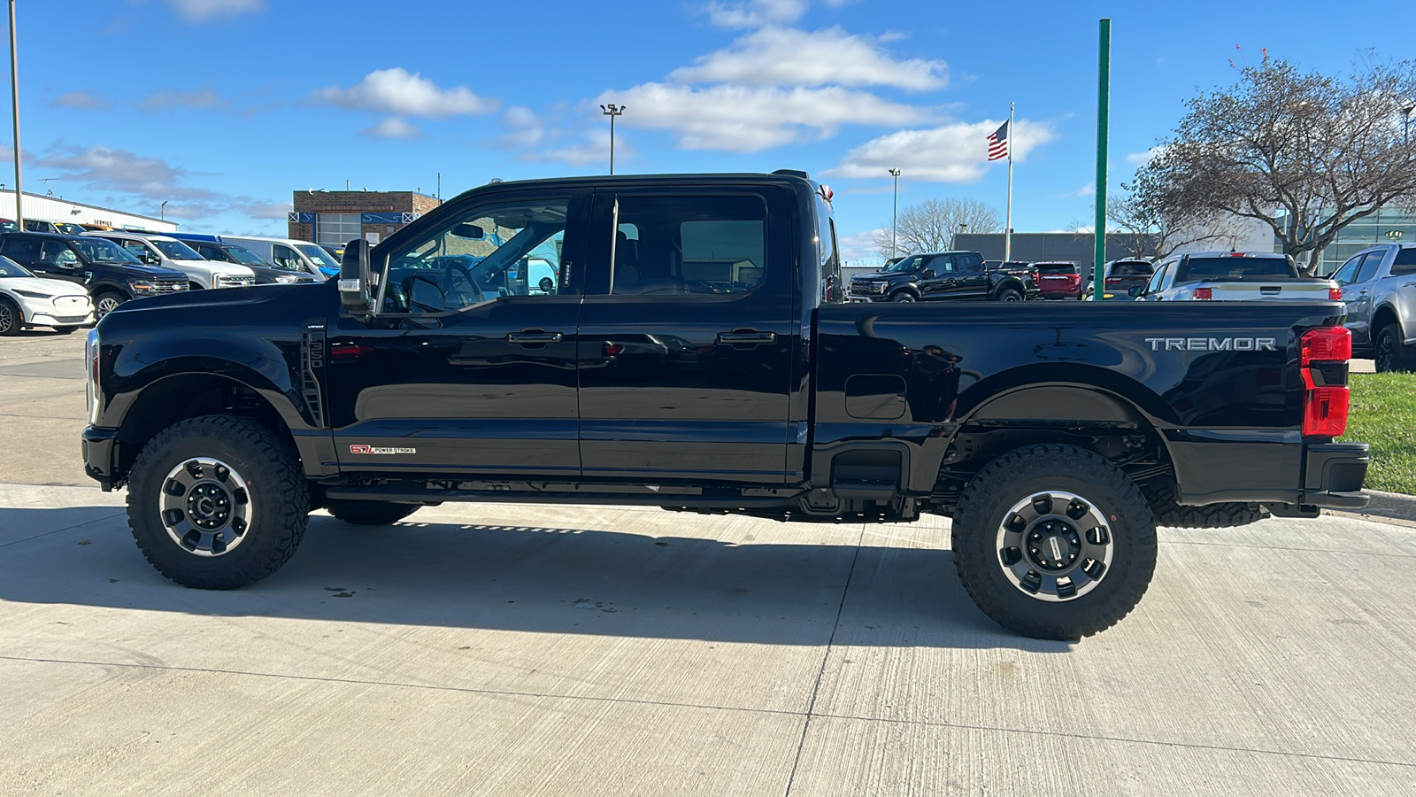 2024 Ford F-350SD Lariat 6