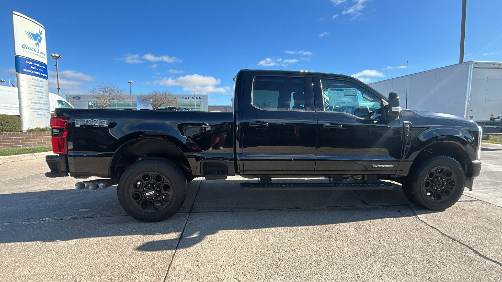 2024 Ford F-250SD Lariat 2