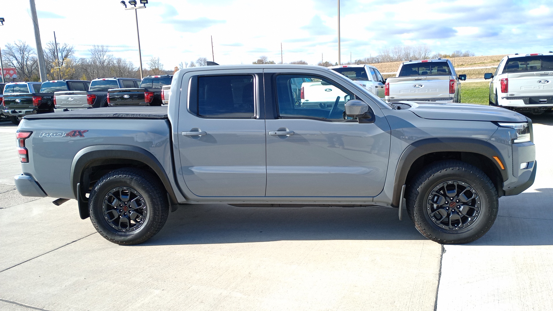 2023 Nissan Frontier PRO-4X 2