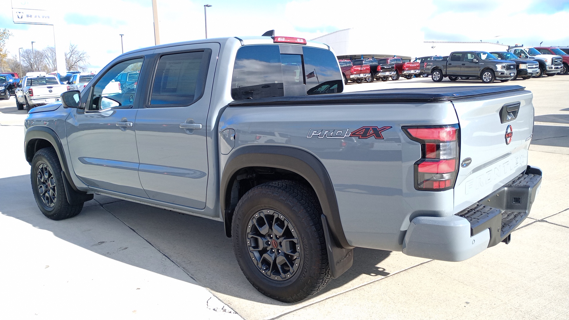 2023 Nissan Frontier PRO-4X 5