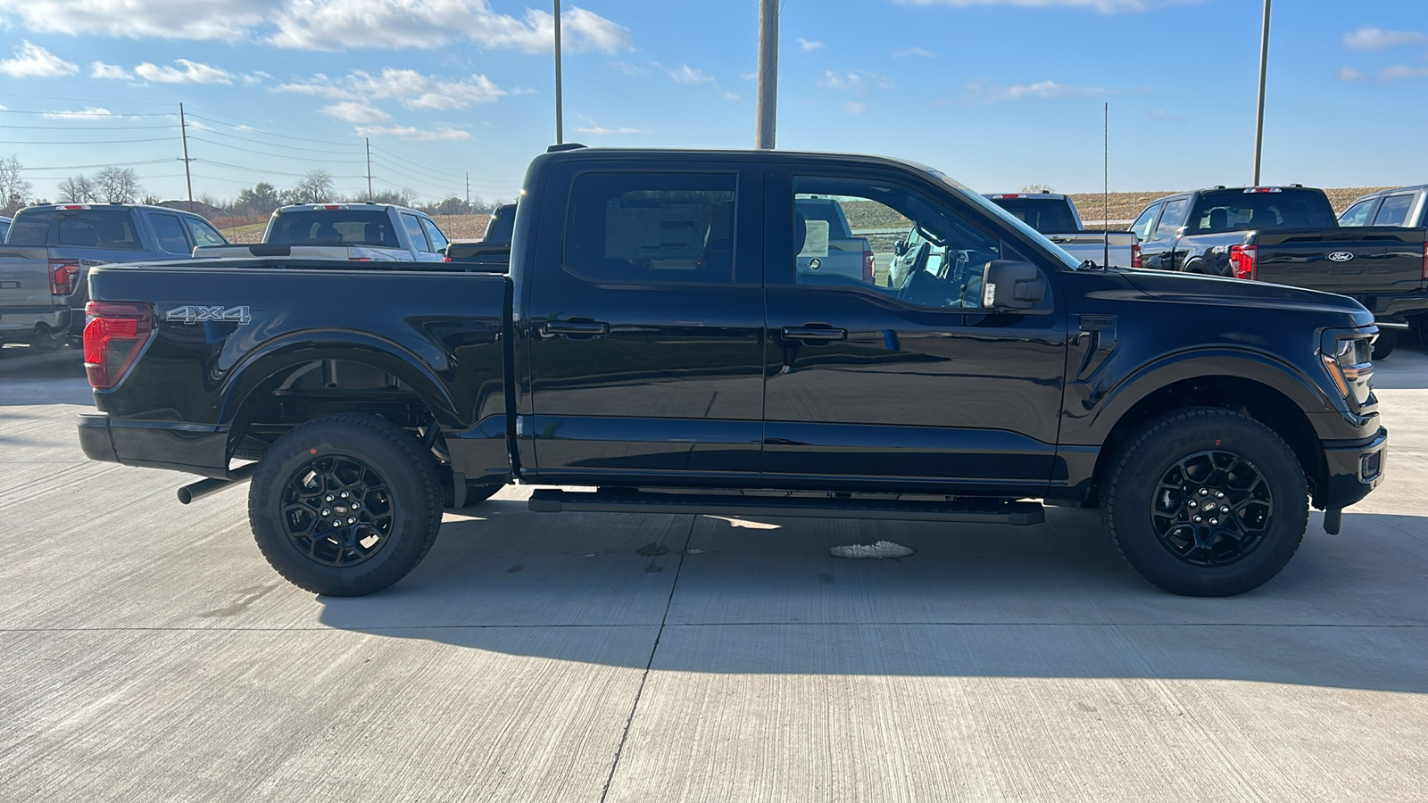 2024 Ford F-150 XLT 2