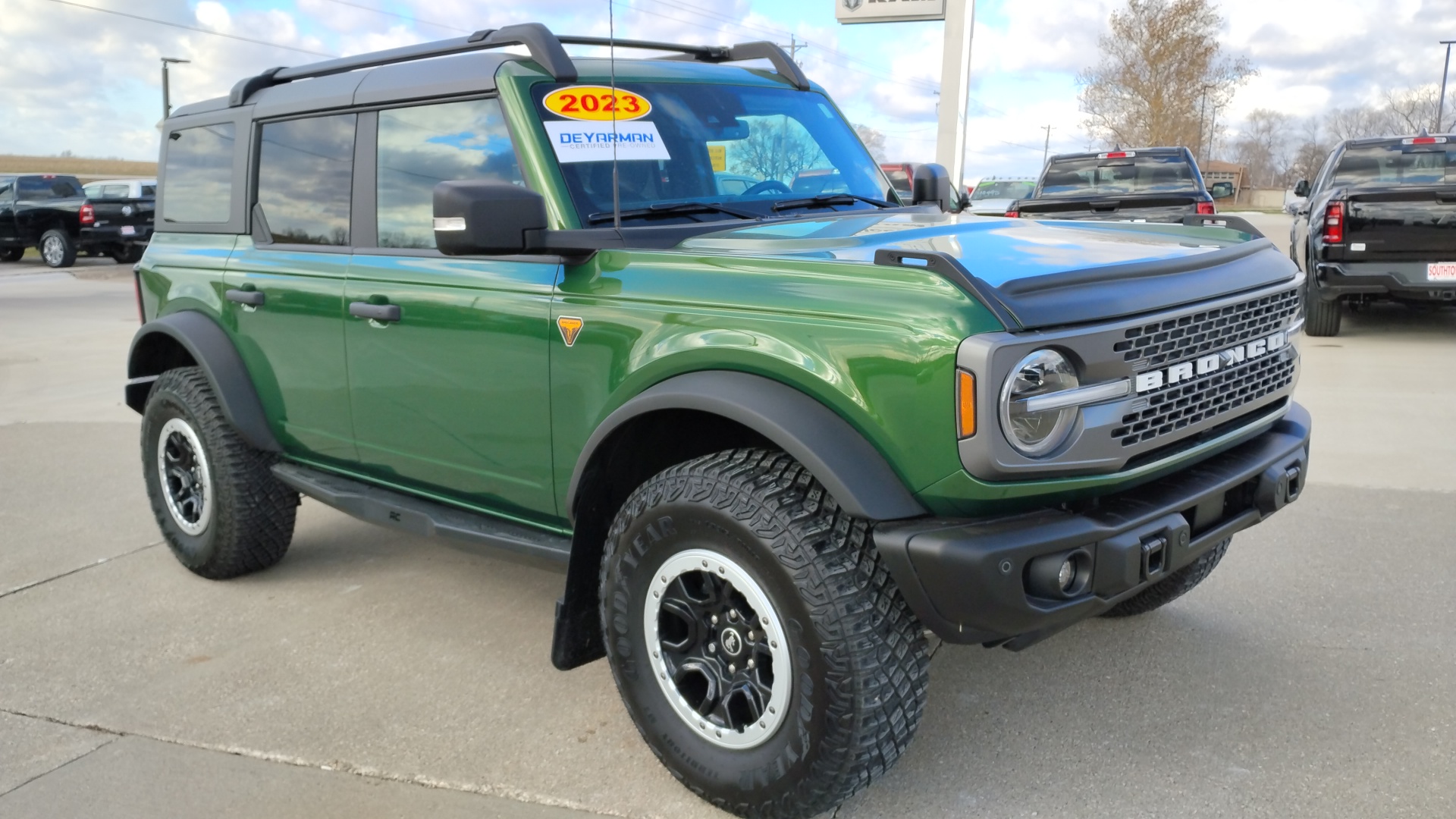 2023 Ford Bronco Badlands 1