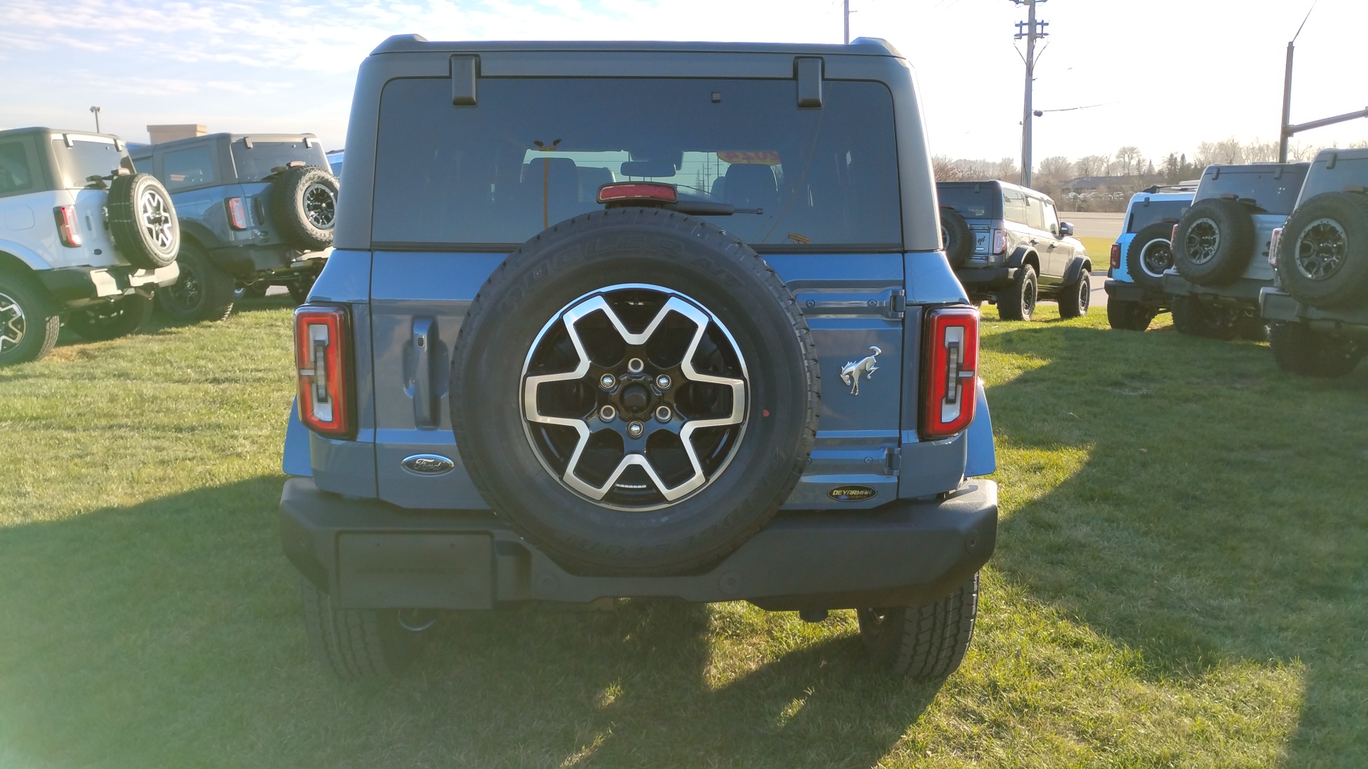 2024 Ford Bronco Outer Banks 4