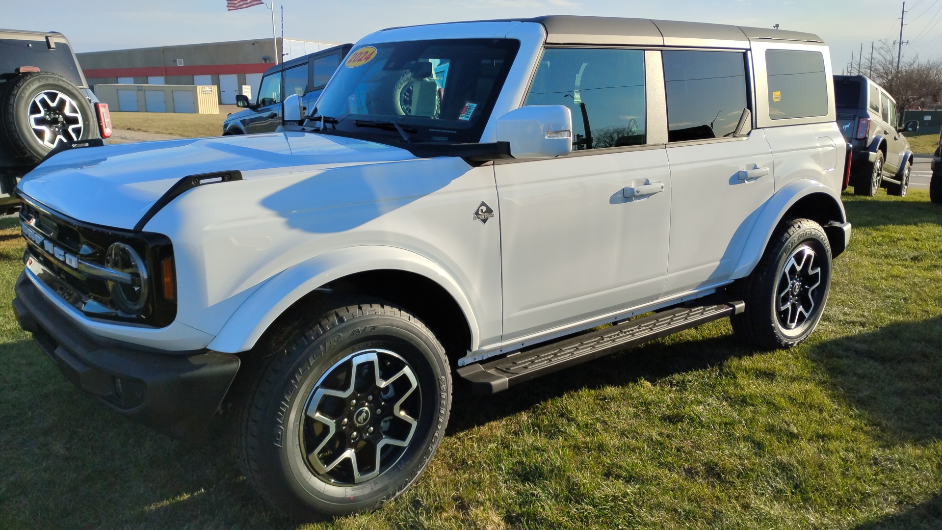 2024 Ford Bronco Outer Banks 7