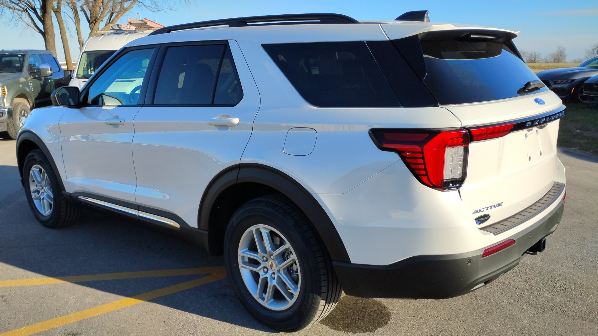 2025 Ford Explorer Active 5