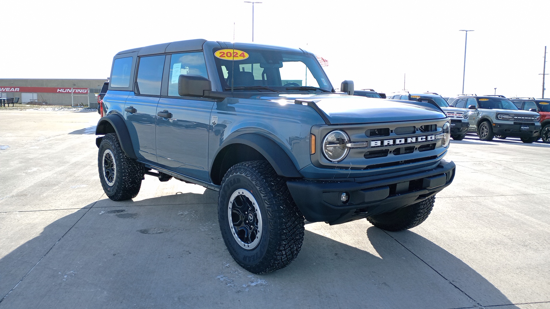 2024 Ford Bronco Big Bend 1