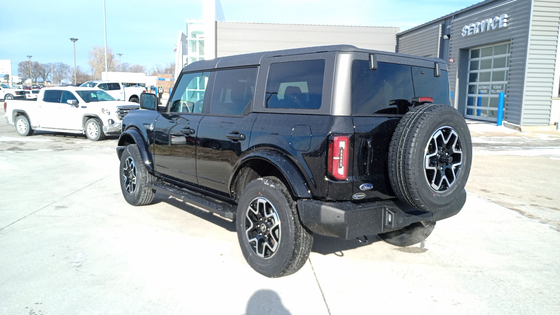 2024 Ford Bronco Outer Banks 5