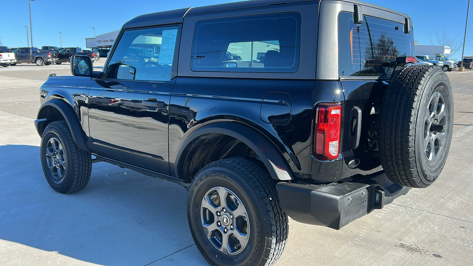 2022 Ford Bronco Base 5