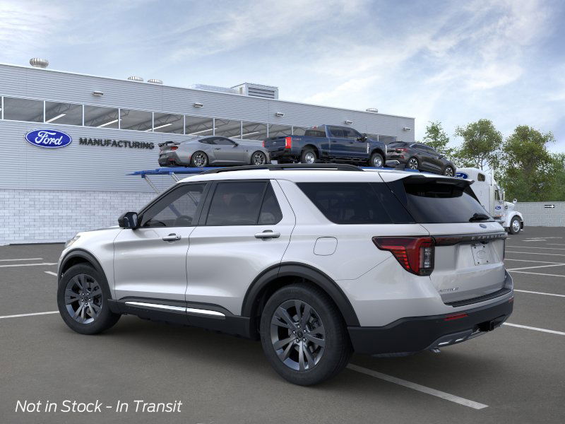 2025 Ford Explorer Active 4