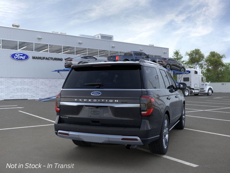 2024 Ford Expedition Platinum 8