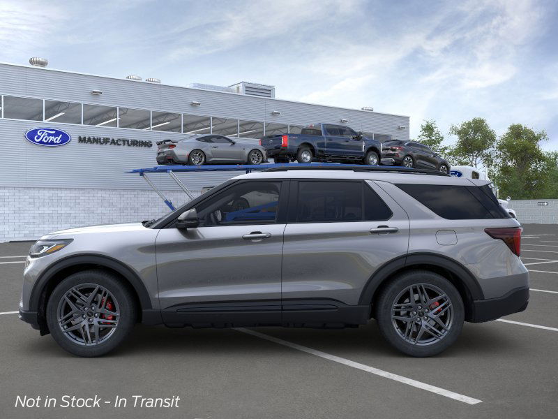 2025 Ford Explorer ST 3