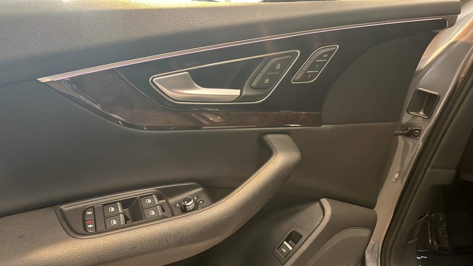 2017 Audi Q7 3.0T Prestige 13