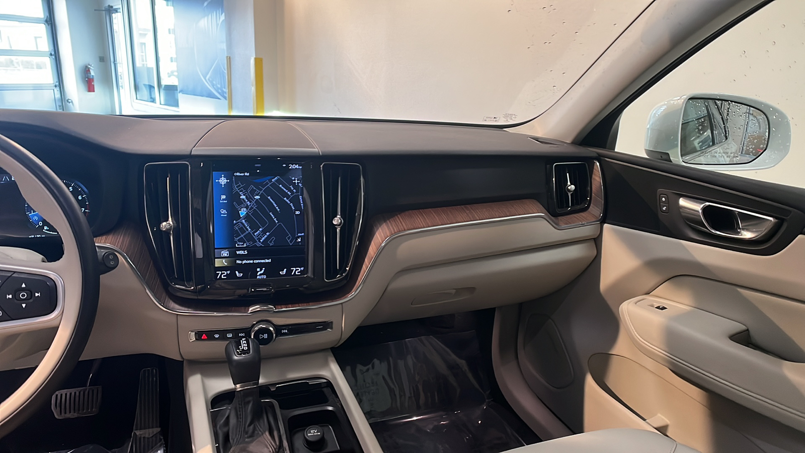 2021 Volvo XC60 T5 Momentum 10