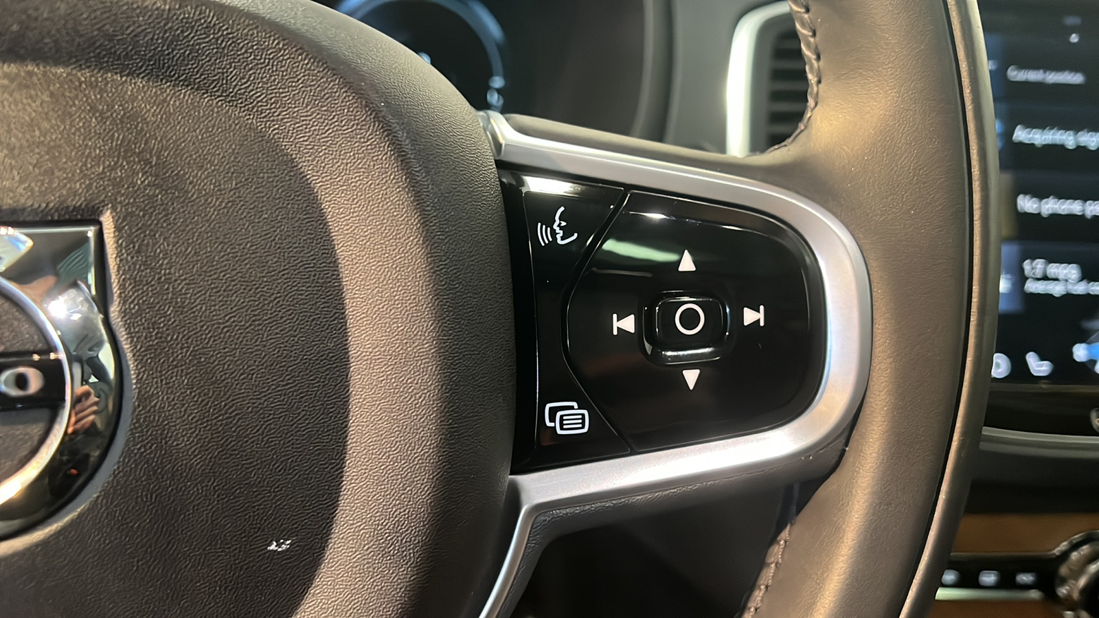 2022 Volvo XC90 Recharge Plug-In Hybrid T8 Inscription Expression 6 Passenger 19