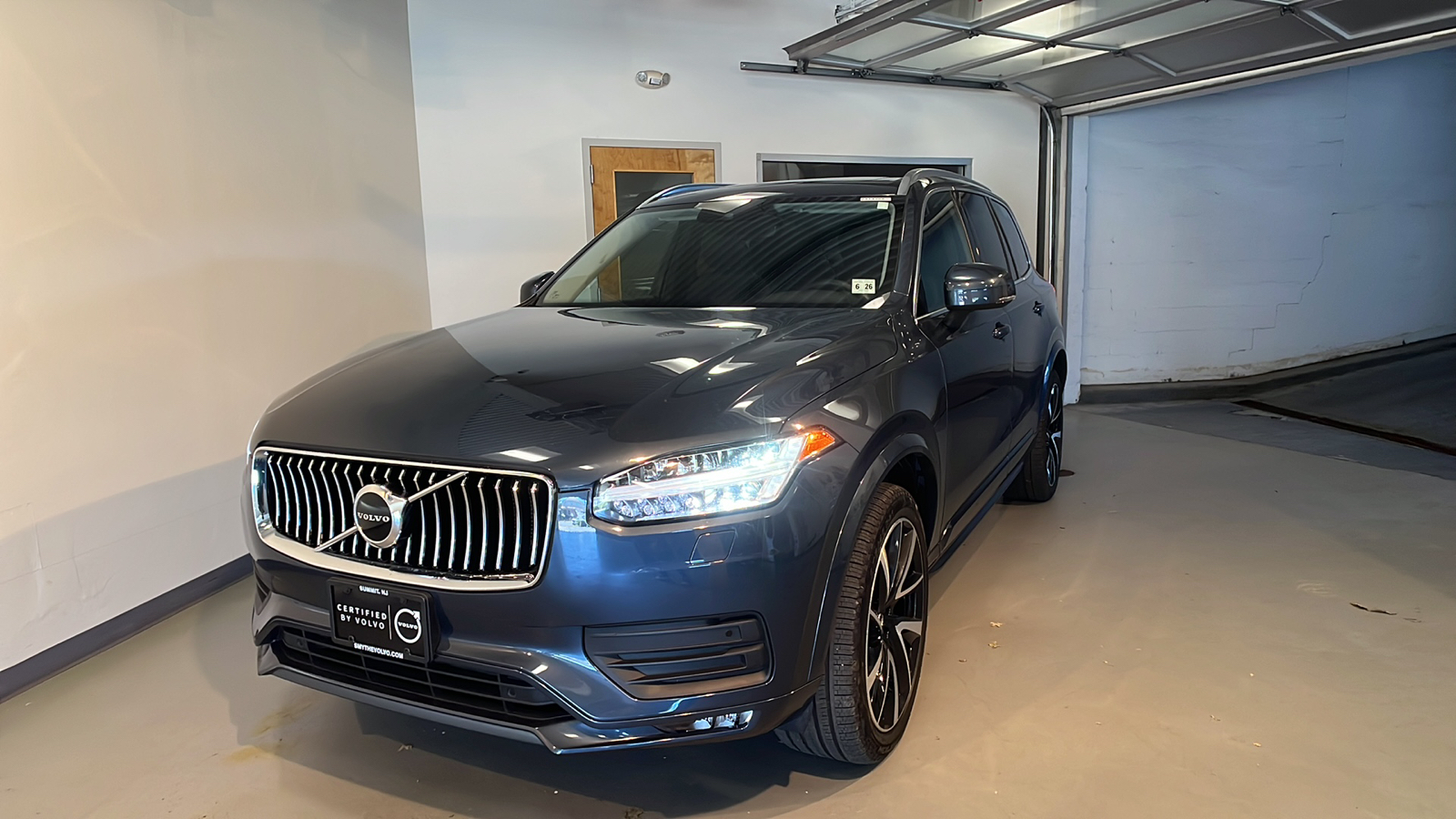 2021 Volvo XC90 T6 Momentum 1