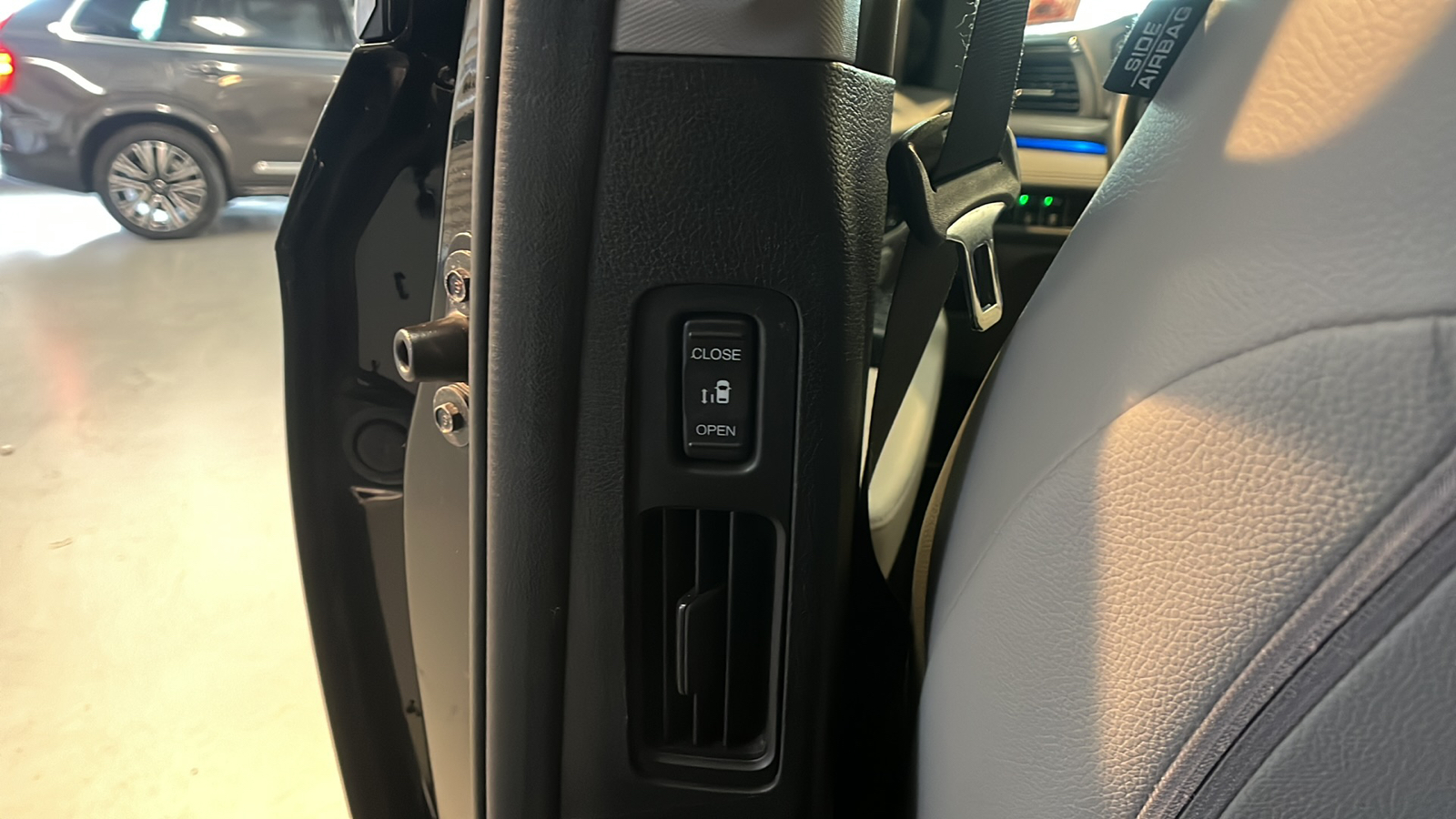 2018 Honda Odyssey Elite 14