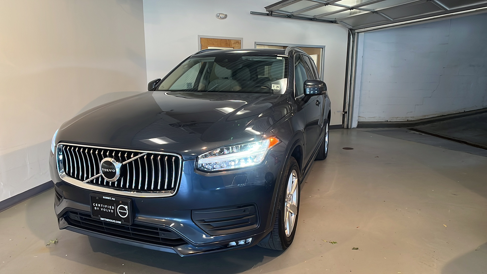 2021 Volvo XC90 T6 Momentum 1