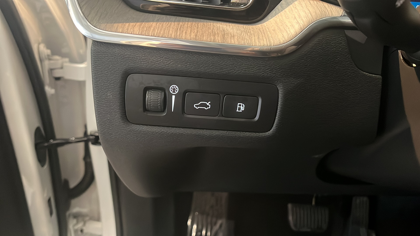 2022 Volvo XC60 Recharge Plug-In Hybrid T8 Inscription 15