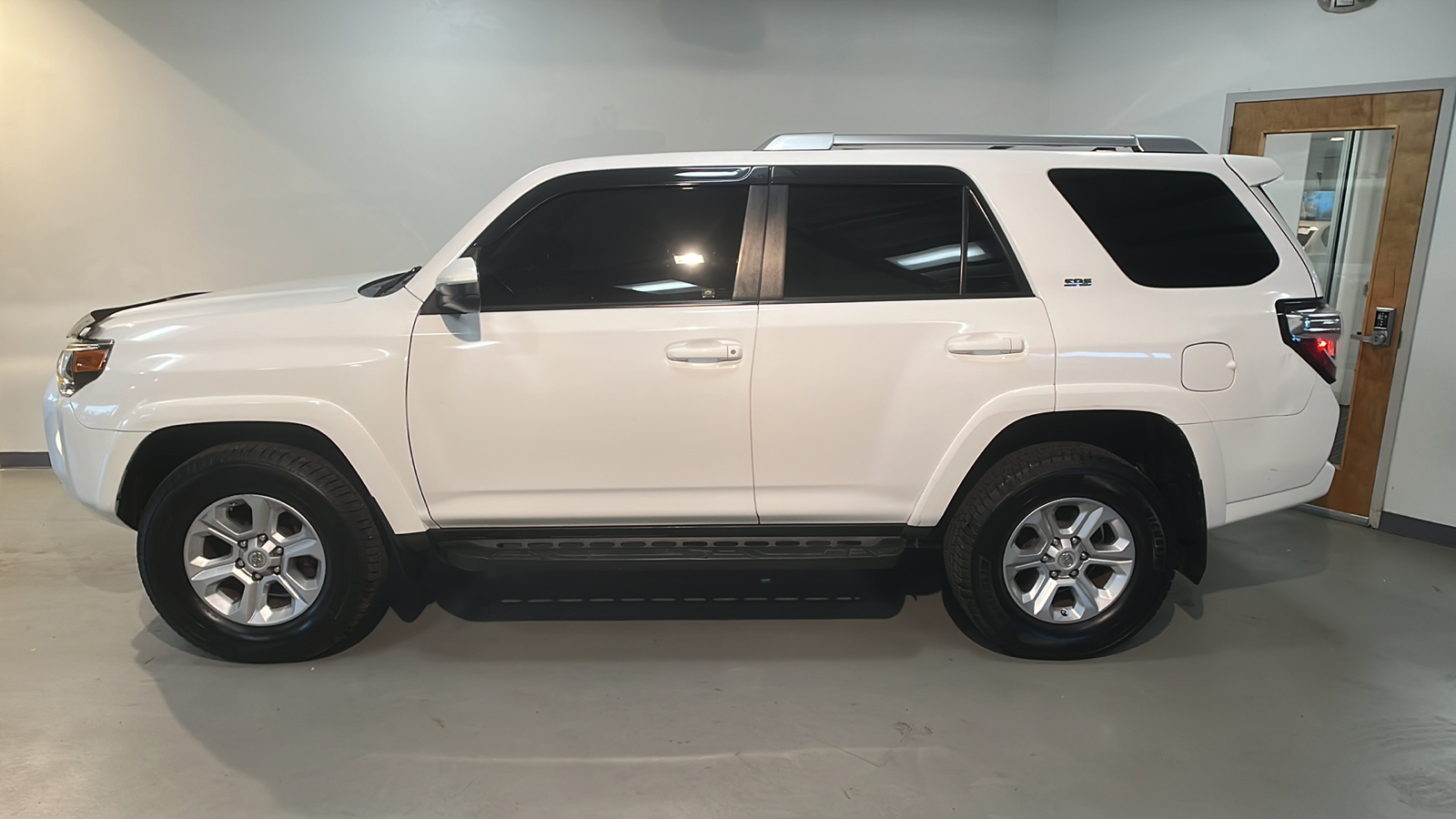 2014 Toyota 4Runner SR5 2