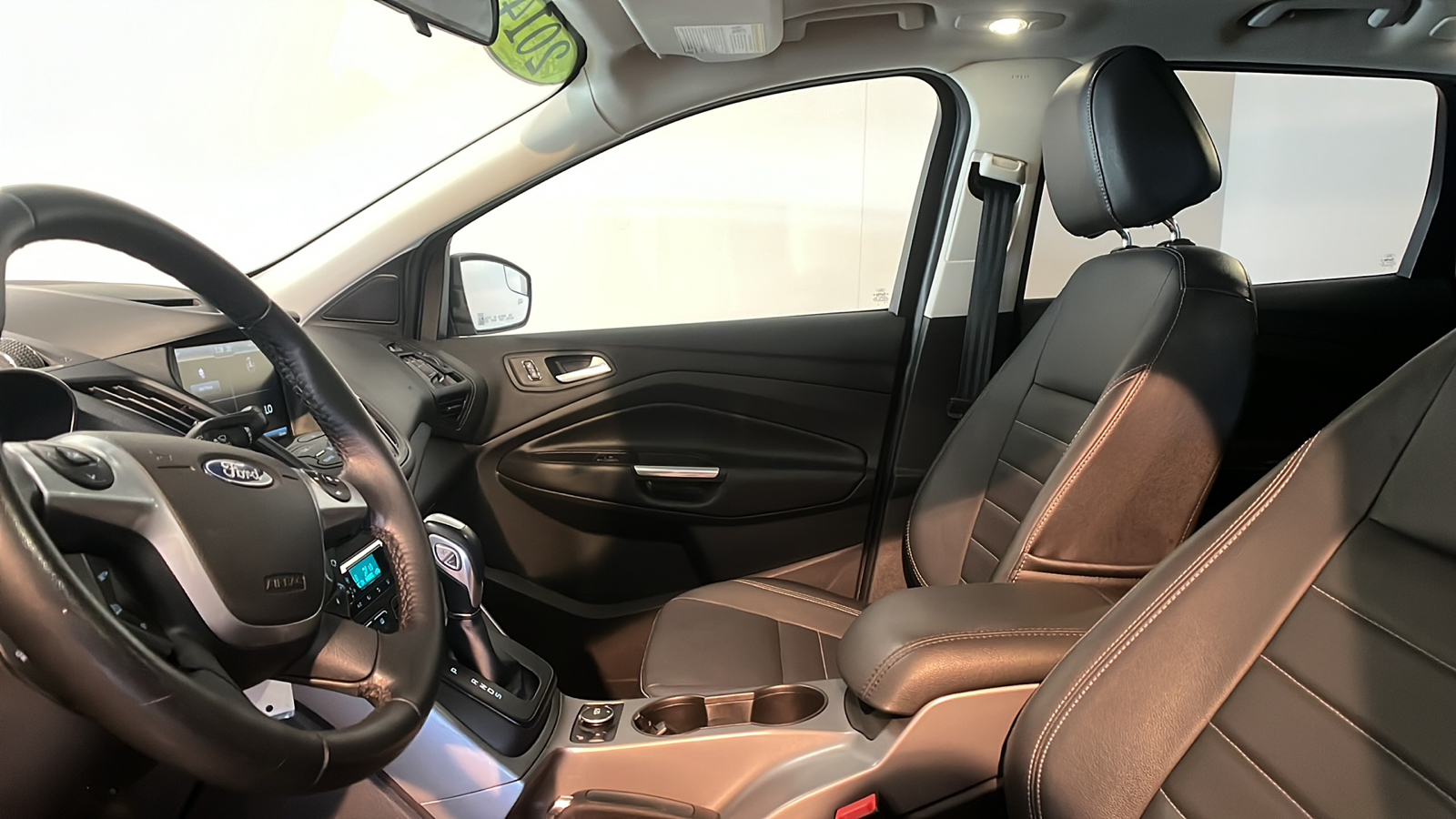 2014 Ford Escape SE 12