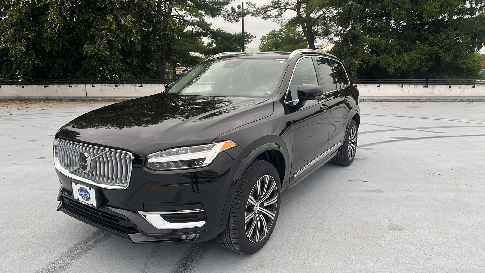 2025 Volvo XC90 B6 Plus 7-Seater 1