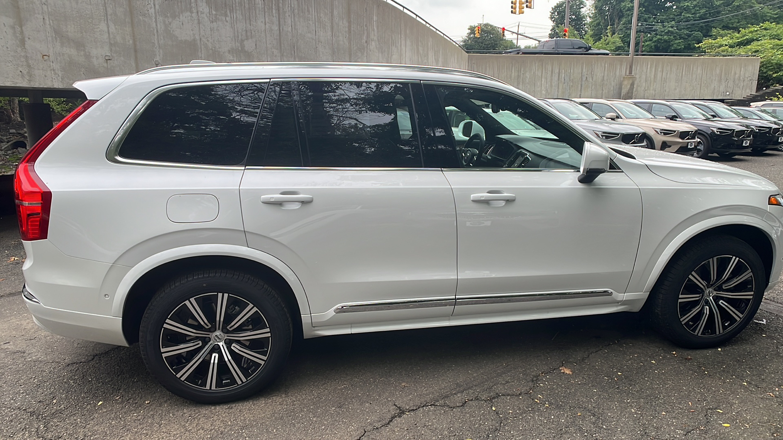 2025 Volvo XC90 B6 Plus 7-Seater 7