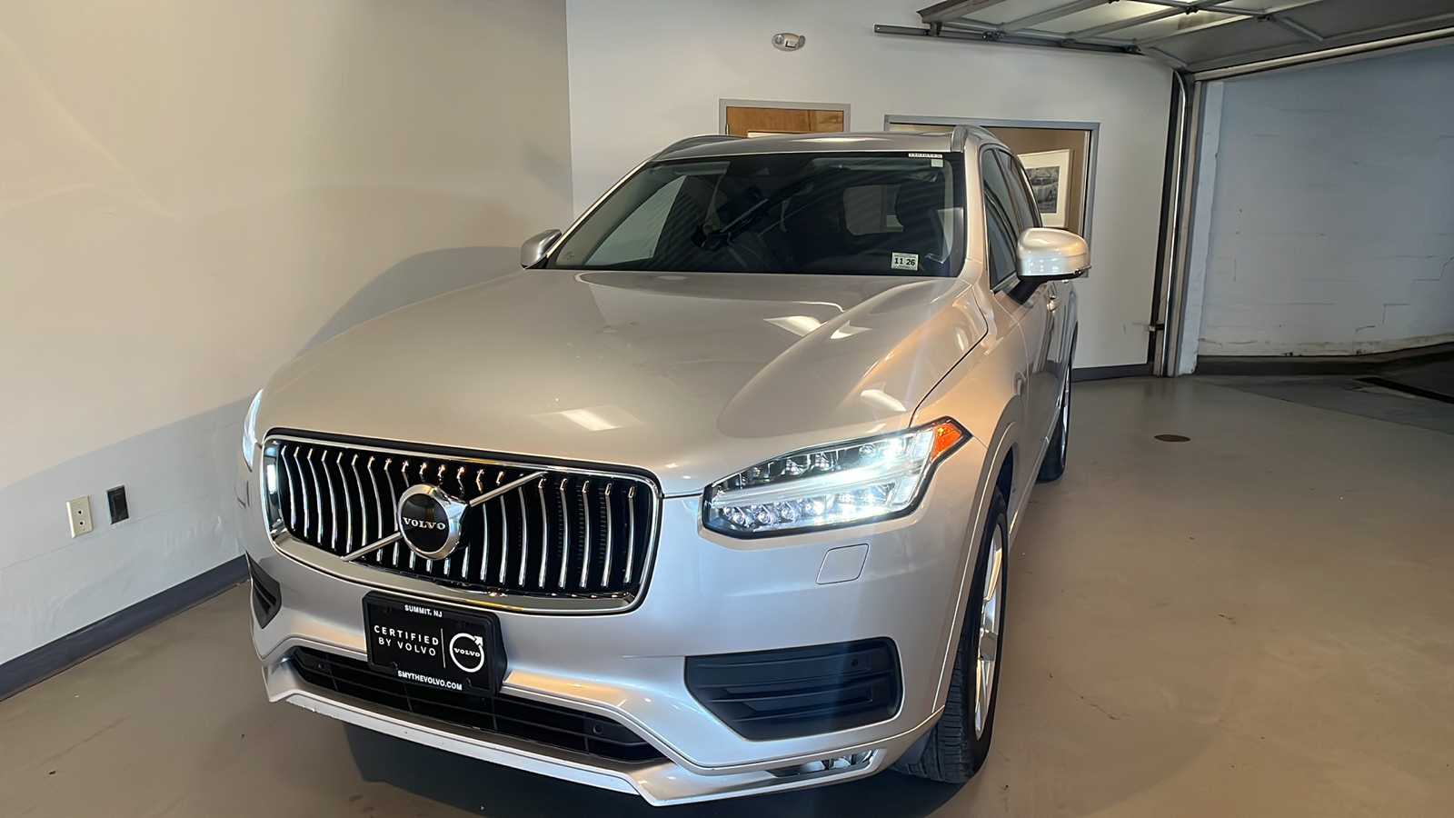 2022 Volvo XC90 T6 Momentum 1