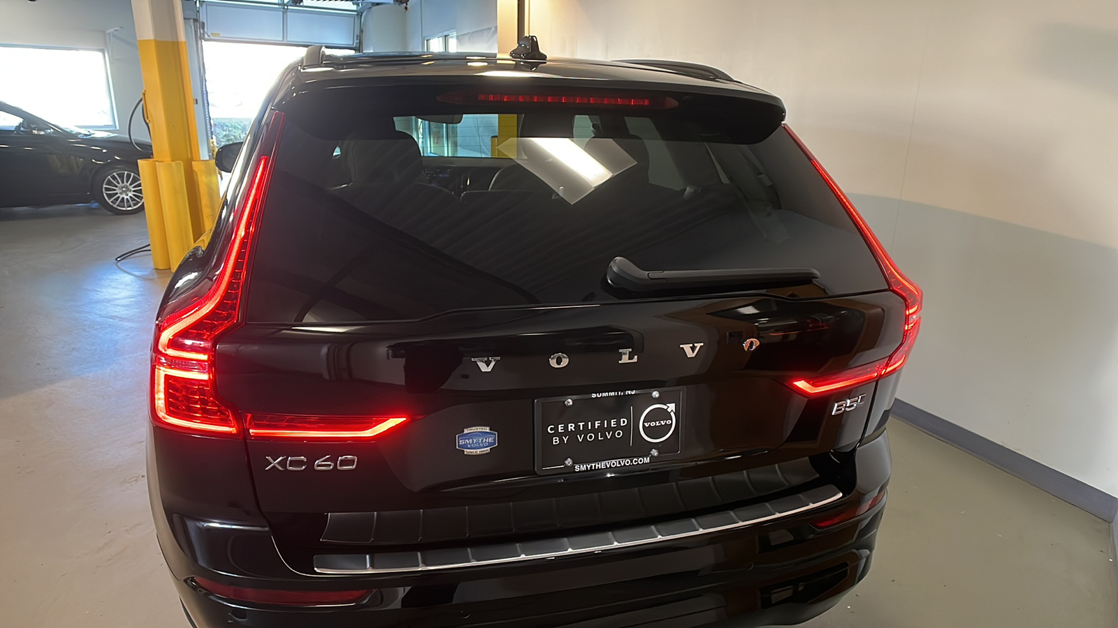 2022 Volvo XC60 B5 Momentum 4