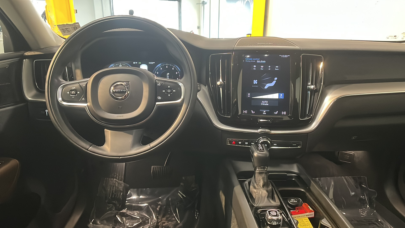 2019 Volvo XC60 T5 Momentum 10