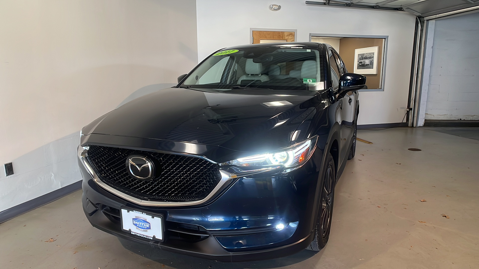 2017 Mazda CX-5 Grand Touring 1