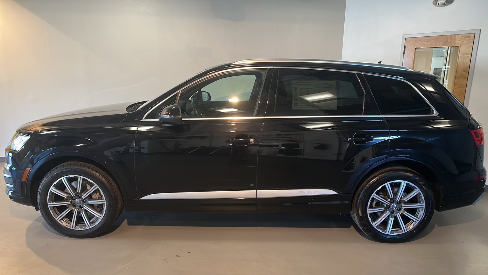 2017 Audi Q7 3.0T Premium Plus 2