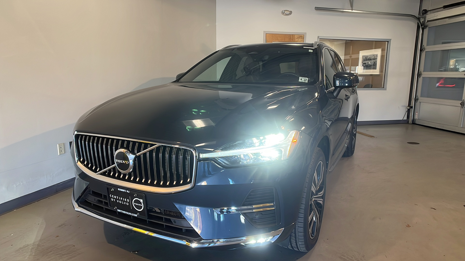 2022 Volvo XC60 B6 Inscription 1