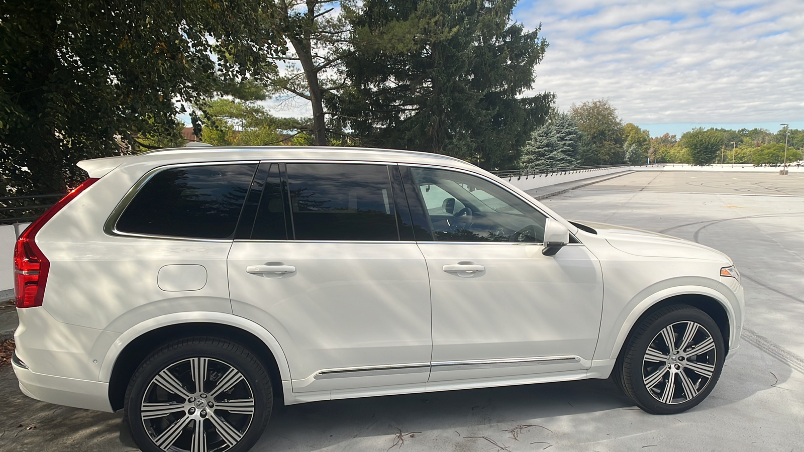 2025 Volvo XC90 B6 Plus 7-Seater 7