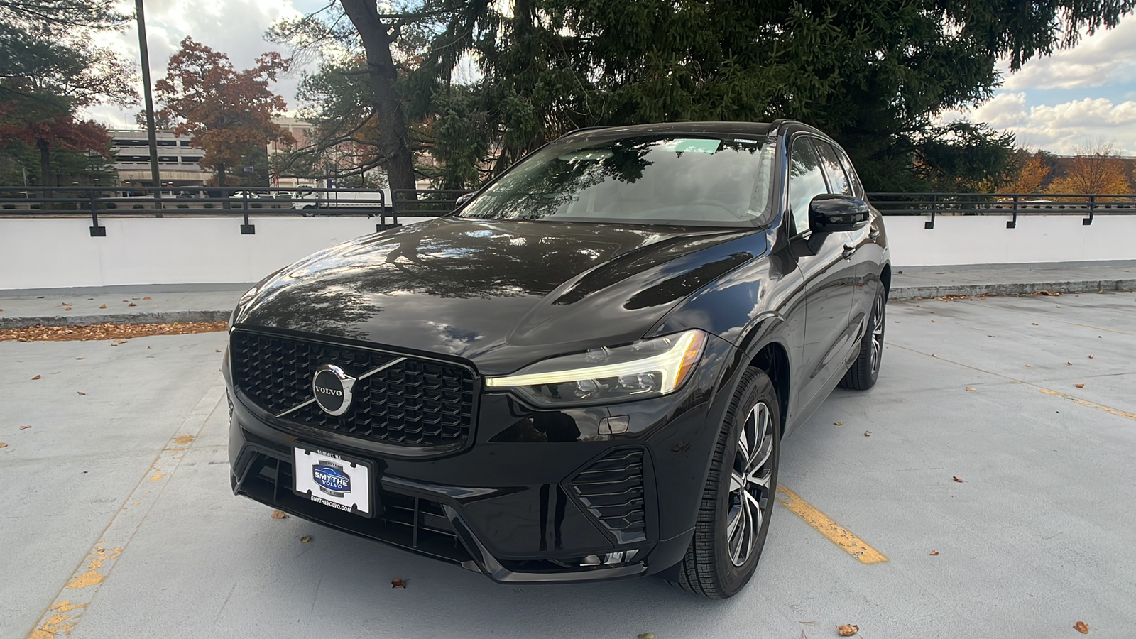 2025 Volvo XC60 B5 Core 1