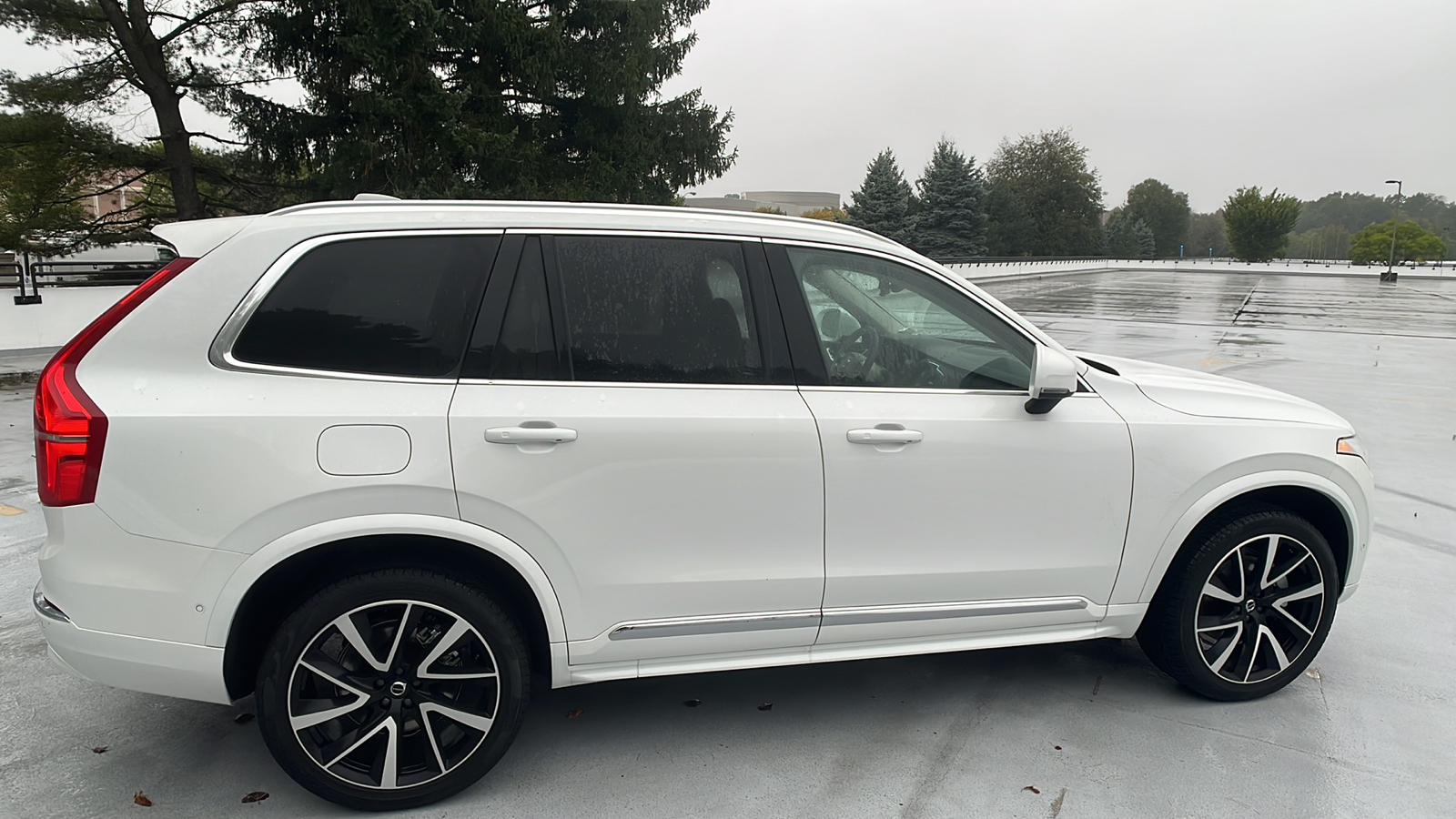 2025 Volvo XC90 B5 Plus 7