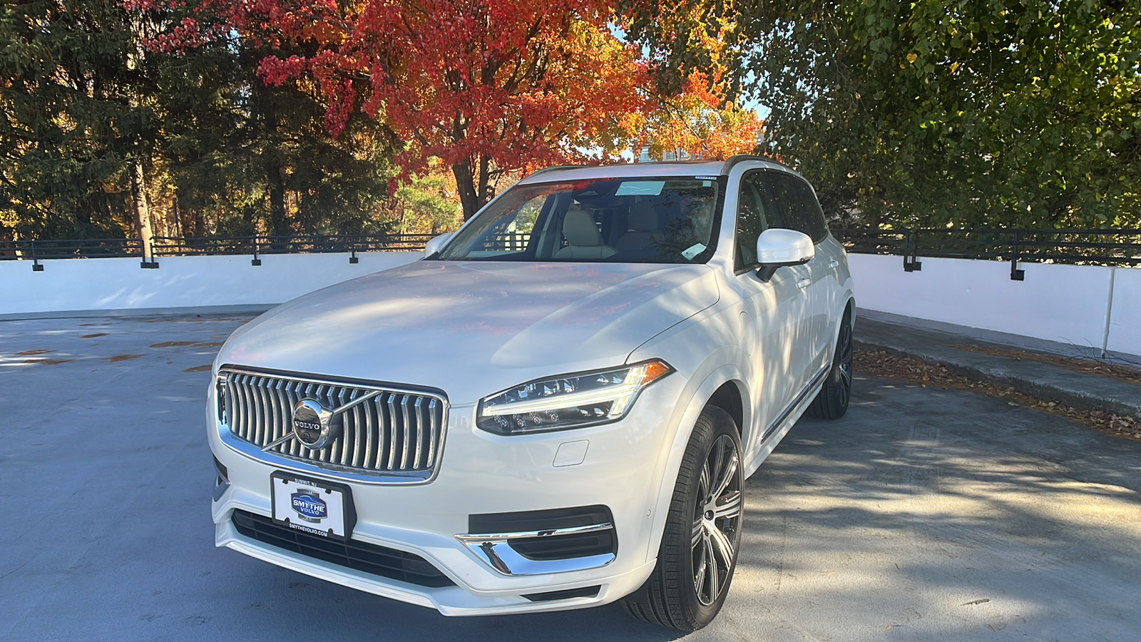 2025 Volvo XC90 Plug-In Hybrid T8 Plus 1